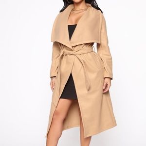 FashionNova l Walking In The City Trench Coat - Khaki Beige